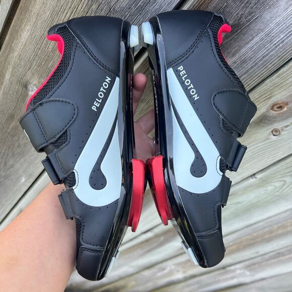 Peloton PL-SH-02 Cycling Shoes w/ Cleats Black Red Size 39 EU (Women's 8 US) EUC - Picture 7 of 10